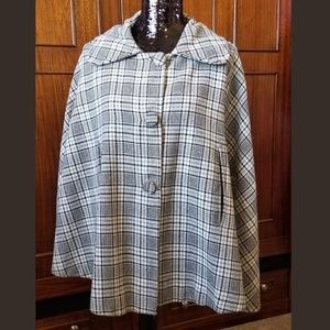 VINTAGE CHIC! Plaid Wool Cape - c60s